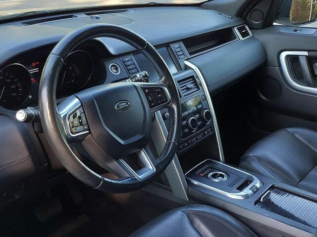 Білий Ленд Ровер Discovery Sport, об'ємом двигуна 2 л та пробігом 169 тис. км за 13300 $, фото 31 на Automoto.ua