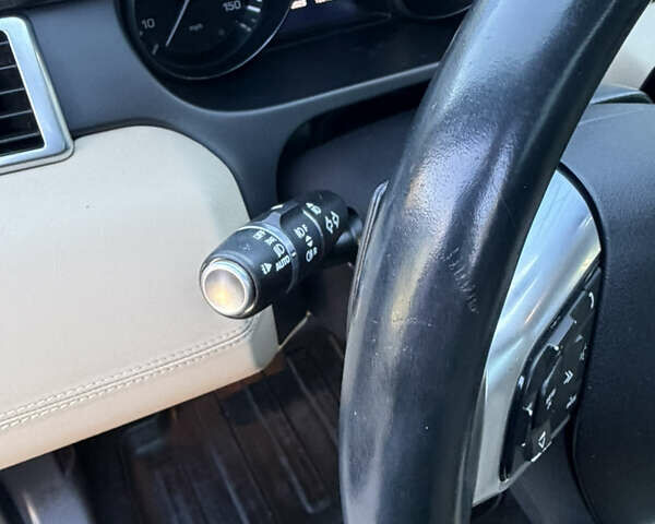 Білий Ленд Ровер Discovery Sport, об'ємом двигуна 2 л та пробігом 122 тис. км за 17500 $, фото 51 на Automoto.ua