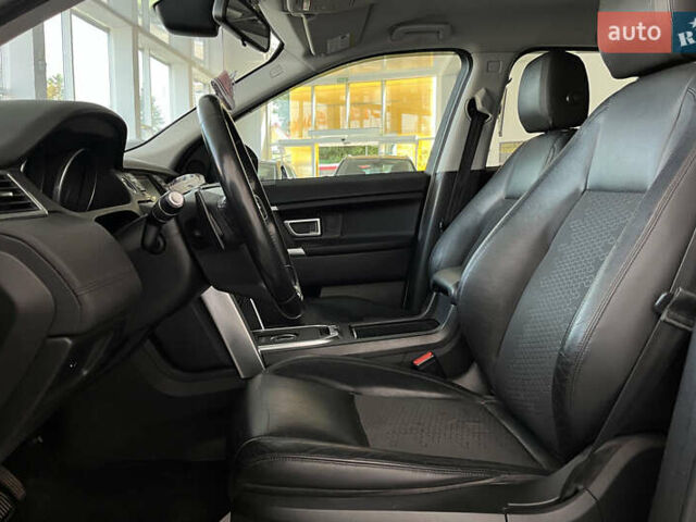 Белый Ленд Ровер Discovery Sport, объемом двигателя 2 л и пробегом 167 тыс. км за 19700 $, фото 11 на Automoto.ua