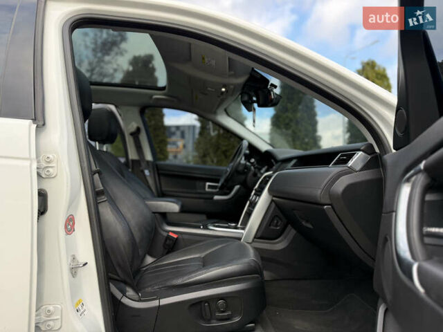 Белый Ленд Ровер Discovery Sport, объемом двигателя 2 л и пробегом 158 тыс. км за 17500 $, фото 50 на Automoto.ua