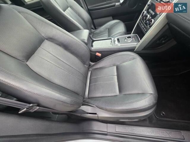 Білий Ленд Ровер Discovery Sport, об'ємом двигуна 2.2 л та пробігом 165 тис. км за 21950 $, фото 53 на Automoto.ua