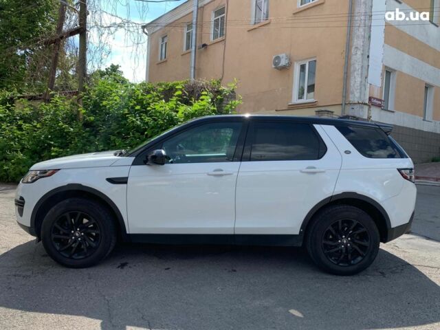 Белый Ленд Ровер Discovery Sport, объемом двигателя 2 л и пробегом 145 тыс. км за 18990 $, фото 7 на Automoto.ua