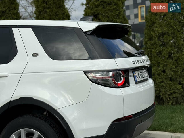 Белый Ленд Ровер Discovery Sport, объемом двигателя 2 л и пробегом 158 тыс. км за 17500 $, фото 12 на Automoto.ua