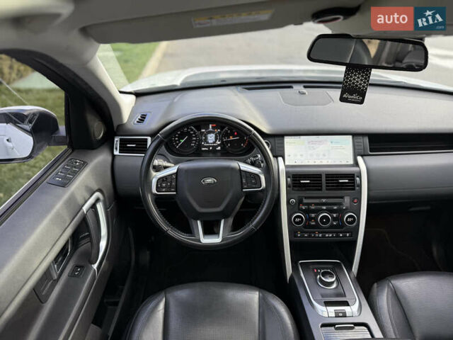 Белый Ленд Ровер Discovery Sport, объемом двигателя 2 л и пробегом 158 тыс. км за 17500 $, фото 37 на Automoto.ua