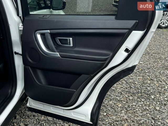 Белый Ленд Ровер Discovery Sport, объемом двигателя 2 л и пробегом 240 тыс. км за 12300 $, фото 29 на Automoto.ua