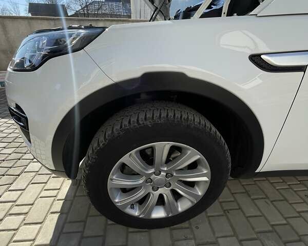 Ленд Ровер Discovery Sport 2016 у Івано-Франківську на Automoto.ua Білий Ленд Ровер Discovery Sport, об'ємом двигуна 2 л та пробігом 181 тис. км за 27528 $, фото 8 на Automoto.ua