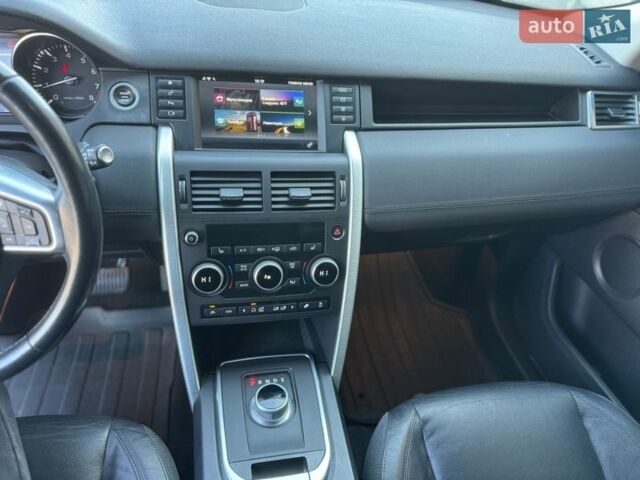 Белый Ленд Ровер Discovery Sport, объемом двигателя 2 л и пробегом 219 тыс. км за 13700 $, фото 29 на Automoto.ua