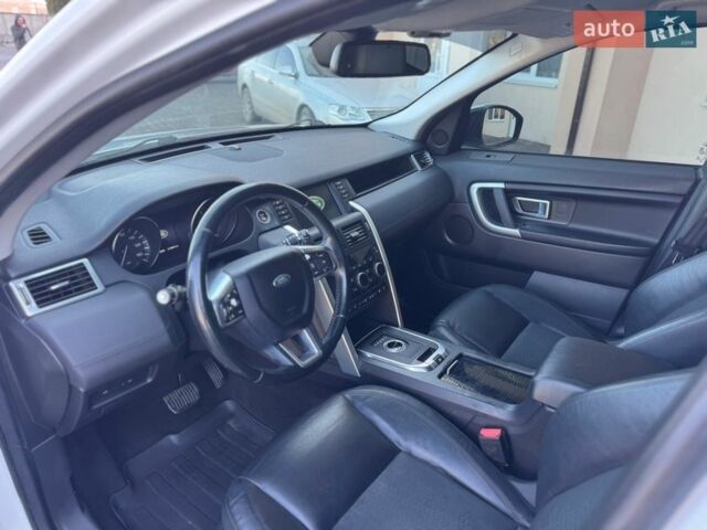 Белый Ленд Ровер Discovery Sport, объемом двигателя 2 л и пробегом 219 тыс. км за 13700 $, фото 24 на Automoto.ua