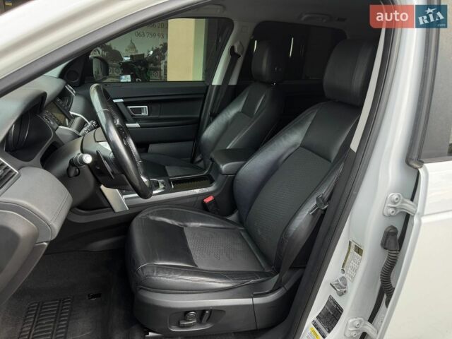 Білий Ленд Ровер Discovery Sport, об'ємом двигуна 2 л та пробігом 219 тис. км за 13000 $, фото 25 на Automoto.ua