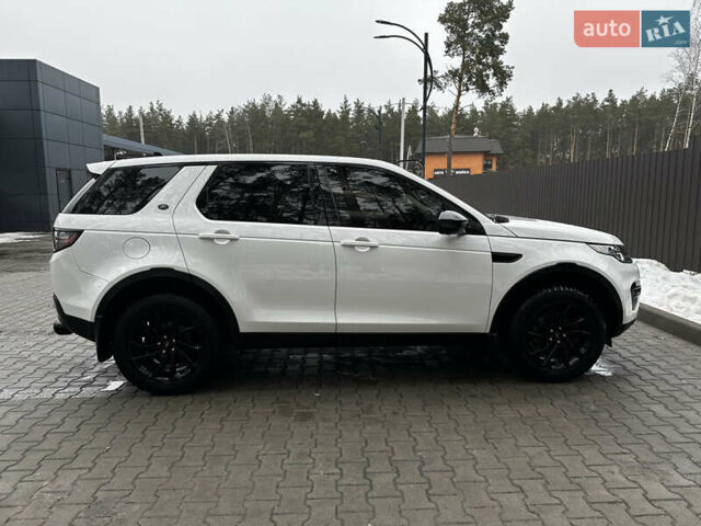 Белый Ленд Ровер Discovery Sport, объемом двигателя 2 л и пробегом 98 тыс. км за 30000 $, фото 5 на Automoto.ua