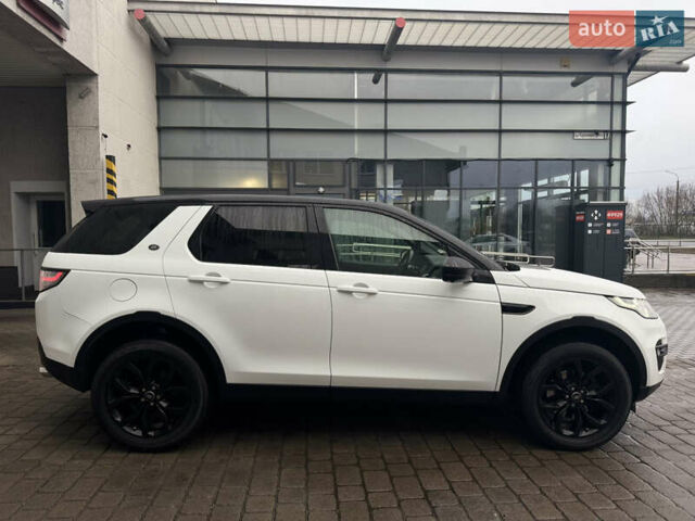 Белый Ленд Ровер Discovery Sport, объемом двигателя 2 л и пробегом 141 тыс. км за 19999 $, фото 3 на Automoto.ua