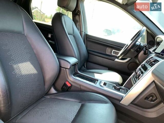 Білий Ленд Ровер Discovery Sport, об'ємом двигуна 2 л та пробігом 145 тис. км за 16990 $, фото 38 на Automoto.ua