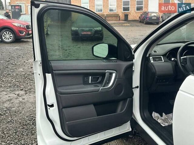 Белый Ленд Ровер Discovery Sport, объемом двигателя 2 л и пробегом 142 тыс. км за 11900 $, фото 8 на Automoto.ua