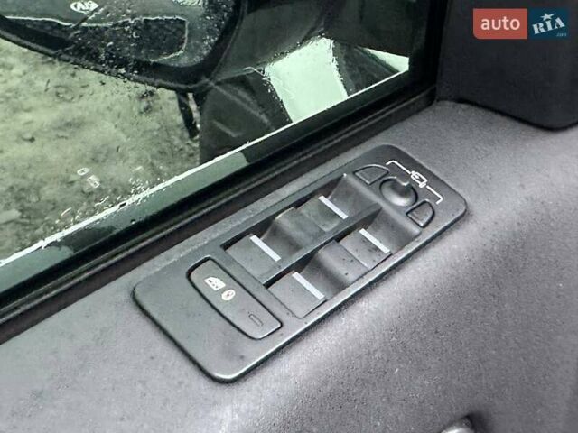 Белый Ленд Ровер Discovery Sport, объемом двигателя 2 л и пробегом 142 тыс. км за 11900 $, фото 12 на Automoto.ua