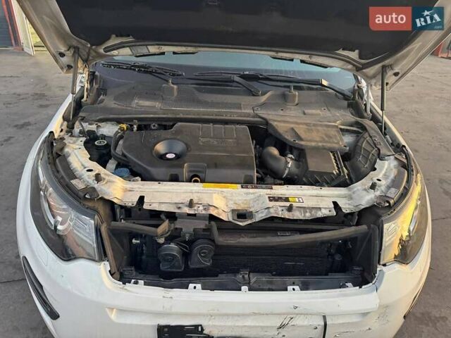 Белый Ленд Ровер Discovery Sport, объемом двигателя 2 л и пробегом 152 тыс. км за 16500 $, фото 16 на Automoto.ua