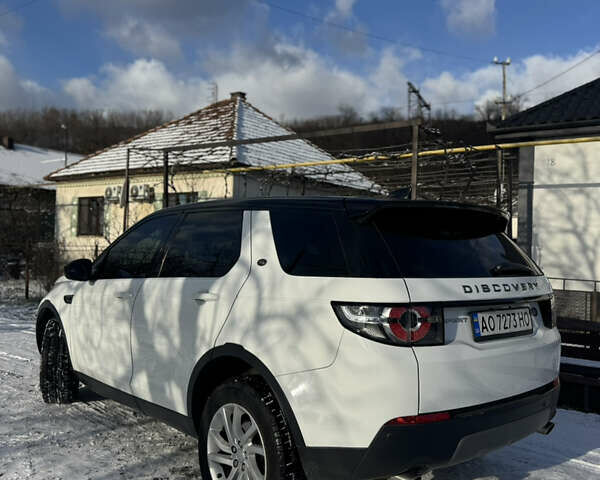 Білий Ленд Ровер Discovery Sport, об'ємом двигуна 2 л та пробігом 155 тис. км за 19000 $, фото 12 на Automoto.ua