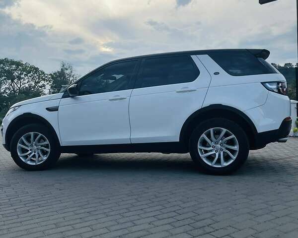Білий Ленд Ровер Discovery Sport, об'ємом двигуна 2 л та пробігом 155 тис. км за 19000 $, фото 17 на Automoto.ua