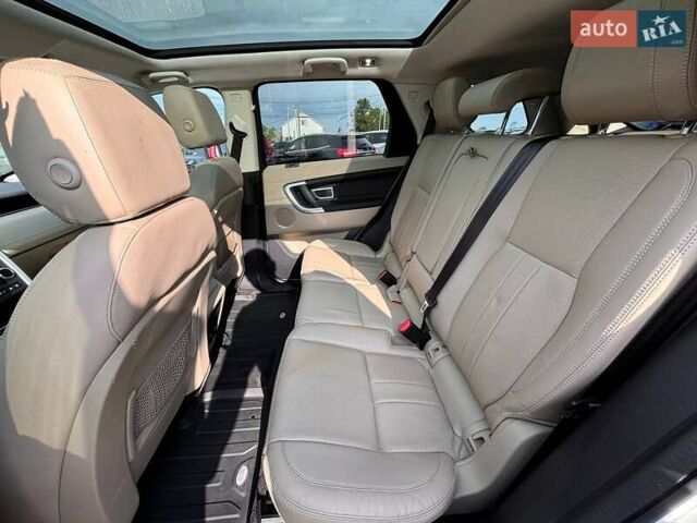 Белый Ленд Ровер Discovery Sport, объемом двигателя 2 л и пробегом 108 тыс. км за 16999 $, фото 18 на Automoto.ua