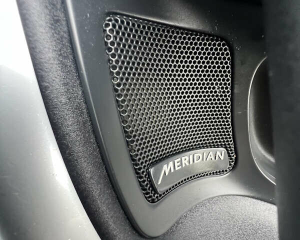 Ленд Ровер Discovery Sport 2017 в Дубно на Automoto.ua Белый Ленд Ровер Discovery Sport, объемом двигателя 2 л и пробегом 166 тыс. км за 17000 $, фото 45 на Automoto.ua