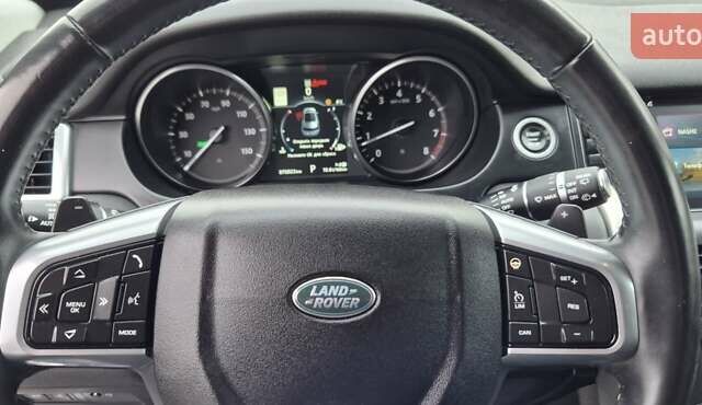 Білий Ленд Ровер Discovery Sport, об'ємом двигуна 2 л та пробігом 70 тис. км за 18300 $, фото 31 на Automoto.ua