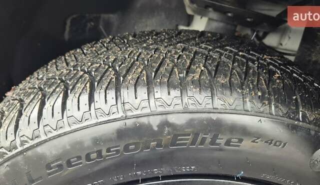 Білий Ленд Ровер Discovery Sport, об'ємом двигуна 2 л та пробігом 70 тис. км за 18300 $, фото 45 на Automoto.ua