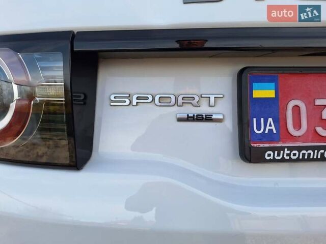 Белый Ленд Ровер Discovery Sport, объемом двигателя 2 л и пробегом 210 тыс. км за 16999 $, фото 7 на Automoto.ua