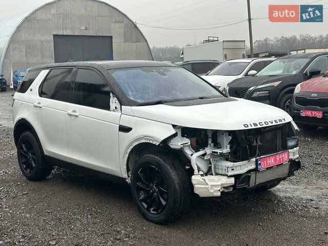 Белый Ленд Ровер Discovery Sport, объемом двигателя 2 л и пробегом 142 тыс. км за 11900 $, фото 2 на Automoto.ua