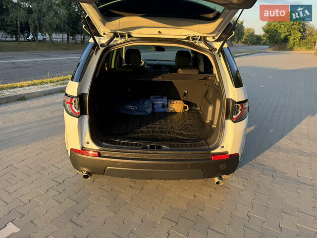 Белый Ленд Ровер Discovery Sport, объемом двигателя 2 л и пробегом 165 тыс. км за 25000 $, фото 12 на Automoto.ua