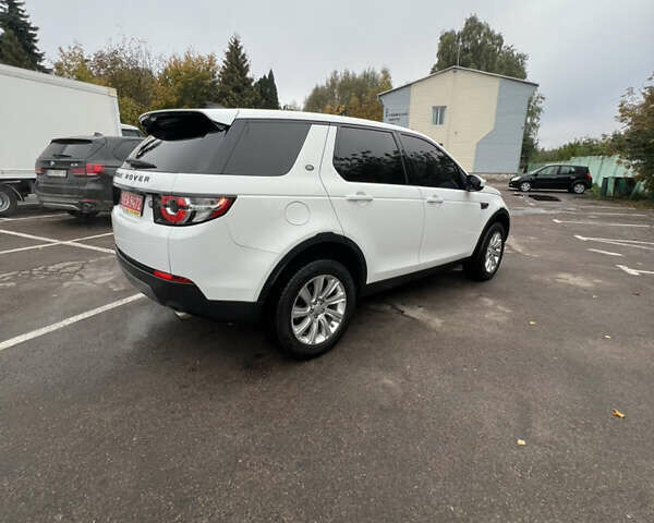 Ленд Ровер Discovery Sport 2017 в Дубно на Automoto.ua Белый Ленд Ровер Discovery Sport, объемом двигателя 2 л и пробегом 166 тыс. км за 17000 $, фото 13 на Automoto.ua