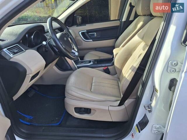 Белый Ленд Ровер Discovery Sport, объемом двигателя 2 л и пробегом 210 тыс. км за 16999 $, фото 19 на Automoto.ua