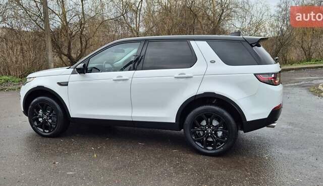 Білий Ленд Ровер Discovery Sport, об'ємом двигуна 2 л та пробігом 70 тис. км за 18300 $, фото 2 на Automoto.ua