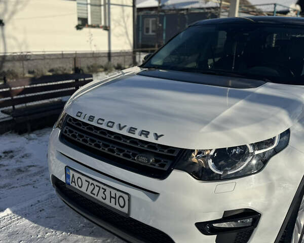 Білий Ленд Ровер Discovery Sport, об'ємом двигуна 2 л та пробігом 155 тис. км за 19000 $, фото 22 на Automoto.ua