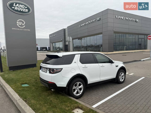 Белый Ленд Ровер Discovery Sport, объемом двигателя 2 л и пробегом 93 тыс. км за 22500 $, фото 9 на Automoto.ua