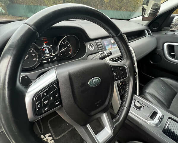 Ленд Ровер Discovery Sport 2017 в Дубно на Automoto.ua Белый Ленд Ровер Discovery Sport, объемом двигателя 2 л и пробегом 166 тыс. км за 17000 $, фото 59 на Automoto.ua
