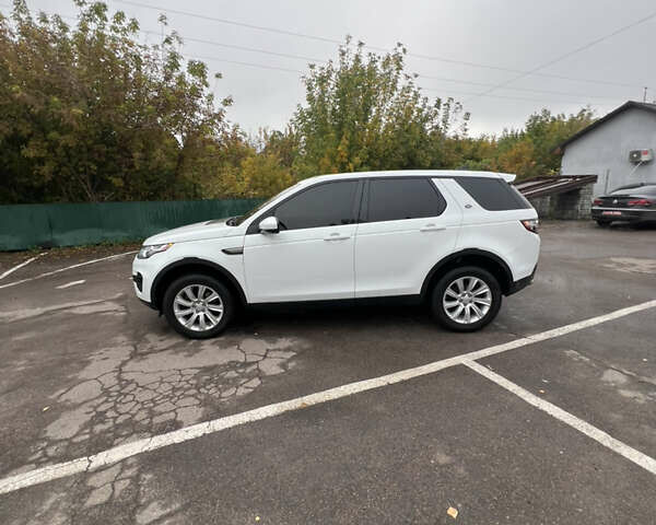 Ленд Ровер Discovery Sport 2017 в Дубно на Automoto.ua Белый Ленд Ровер Discovery Sport, объемом двигателя 2 л и пробегом 166 тыс. км за 17000 $, фото 4 на Automoto.ua