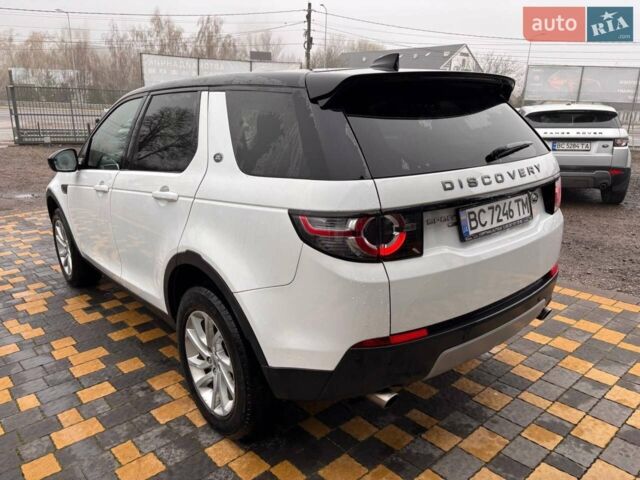 Білий Ленд Ровер Discovery Sport, об'ємом двигуна 2 л та пробігом 108 тис. км за 13950 $, фото 10 на Automoto.ua