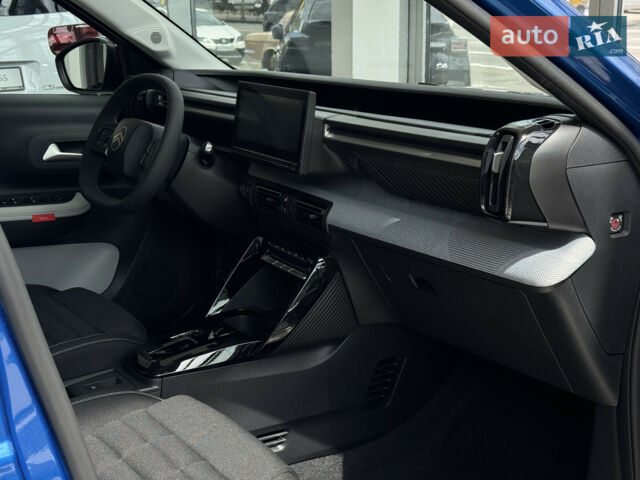 Білий Ленд Ровер Discovery Sport, об'ємом двигуна 2 л та пробігом 216 тис. км за 12950 $, фото 6 на Automoto.ua