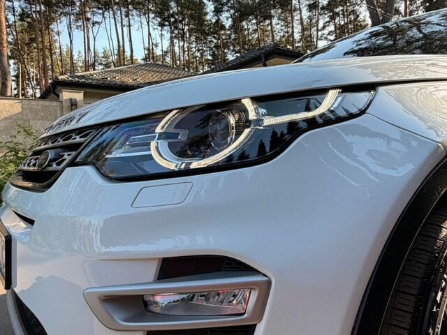 Білий Ленд Ровер Discovery Sport, об'ємом двигуна 2 л та пробігом 137 тис. км за 26500 $, фото 14 на Automoto.ua