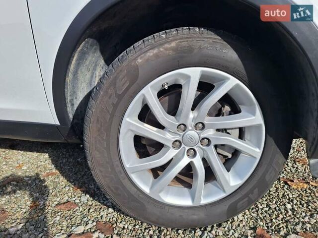 Белый Ленд Ровер Discovery Sport, объемом двигателя 2 л и пробегом 210 тыс. км за 16999 $, фото 51 на Automoto.ua