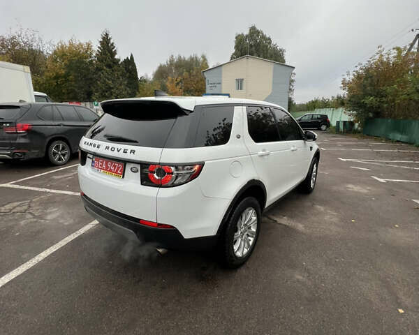 Ленд Ровер Discovery Sport 2017 в Дубно на Automoto.ua Белый Ленд Ровер Discovery Sport, объемом двигателя 2 л и пробегом 166 тыс. км за 17000 $, фото 10 на Automoto.ua