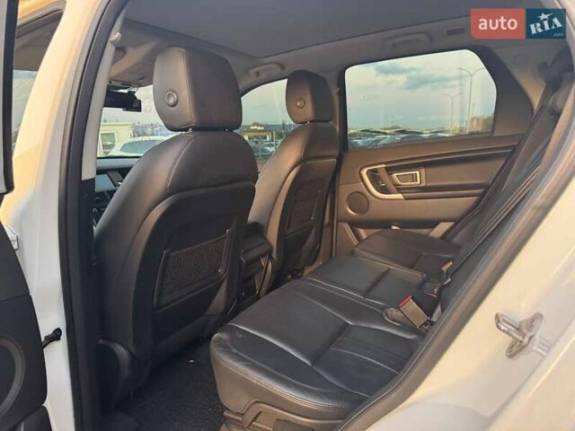 Белый Ленд Ровер Discovery Sport, объемом двигателя 2 л и пробегом 152 тыс. км за 16500 $, фото 15 на Automoto.ua