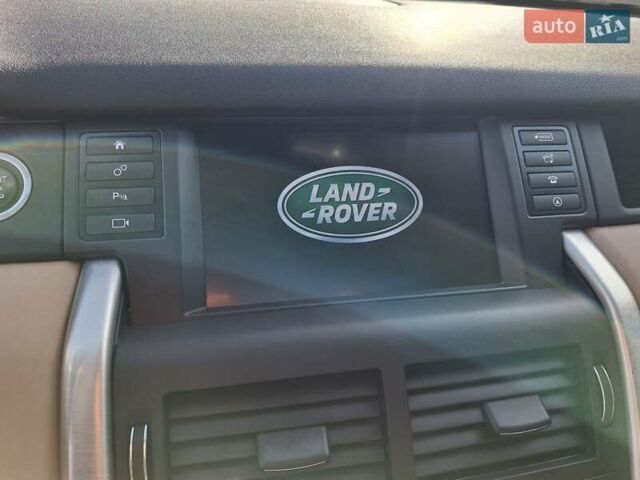 Белый Ленд Ровер Discovery Sport, объемом двигателя 2 л и пробегом 210 тыс. км за 16999 $, фото 36 на Automoto.ua