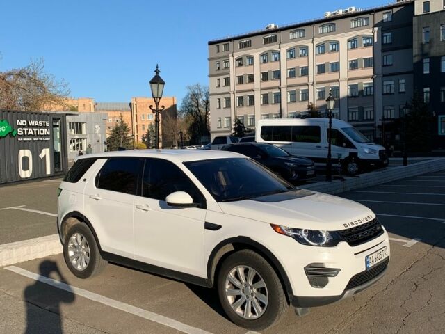 Белый Ленд Ровер Discovery Sport, объемом двигателя 2 л и пробегом 142 тыс. км за 17199 $, фото 10 на Automoto.ua