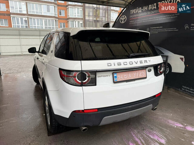Белый Ленд Ровер Discovery Sport, объемом двигателя 2 л и пробегом 220 тыс. км за 23900 $, фото 7 на Automoto.ua