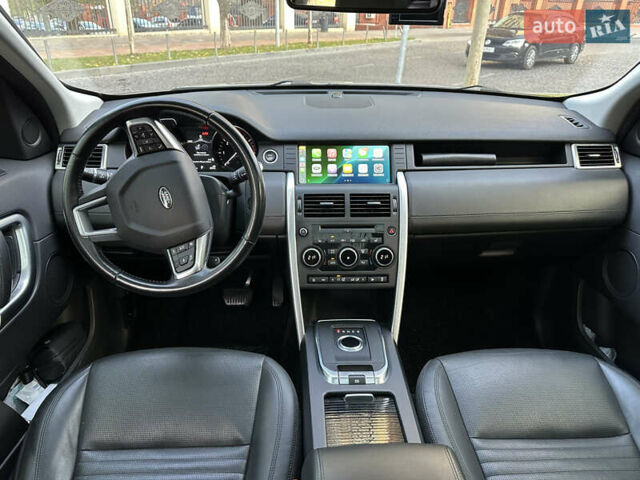 Білий Ленд Ровер Discovery Sport, об'ємом двигуна 2 л та пробігом 137 тис. км за 24900 $, фото 6 на Automoto.ua