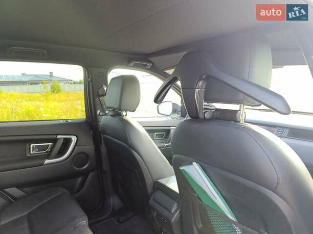 Белый Ленд Ровер Discovery Sport, объемом двигателя 2 л и пробегом 80 тыс. км за 23400 $, фото 10 на Automoto.ua