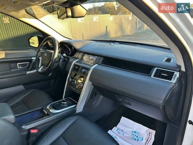 Белый Ленд Ровер Discovery Sport, объемом двигателя 2 л и пробегом 124 тыс. км за 17450 $, фото 22 на Automoto.ua