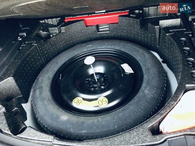 Белый Ленд Ровер Discovery Sport, объемом двигателя 2 л и пробегом 193 тыс. км за 18900 $, фото 47 на Automoto.ua