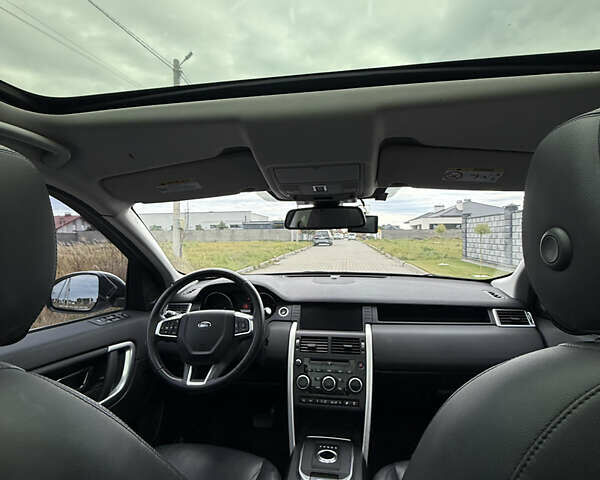 Белый Ленд Ровер Discovery Sport, объемом двигателя 2 л и пробегом 88 тыс. км за 20300 $, фото 18 на Automoto.ua