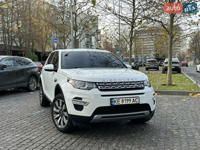 Білий Ленд Ровер Discovery Sport, об'ємом двигуна 2 л та пробігом 137 тис. км за 24900 $, фото 2 на Automoto.ua